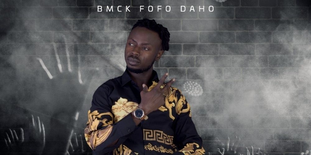 BMCK FOFO DAHO affirme être le nouveau BOSS du rap fon dans «DOBA DOBA»