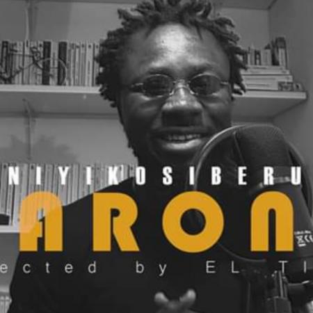 La version acoustique de «Maronu», l’énormissime reprise de la part de Niyi Kosiberu qui cartonne en live